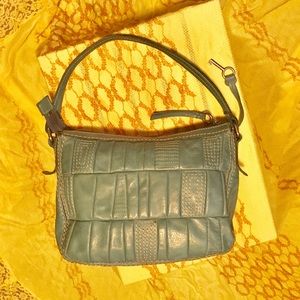 Fossil Gorgeous Teal Shoulder Bag 😻